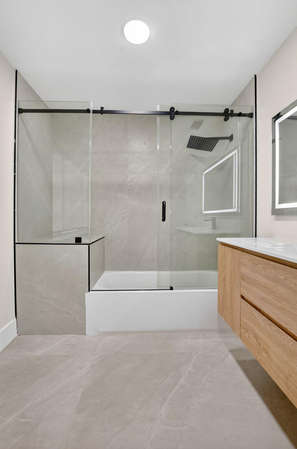 DEL MAR VILLAGE - Residential