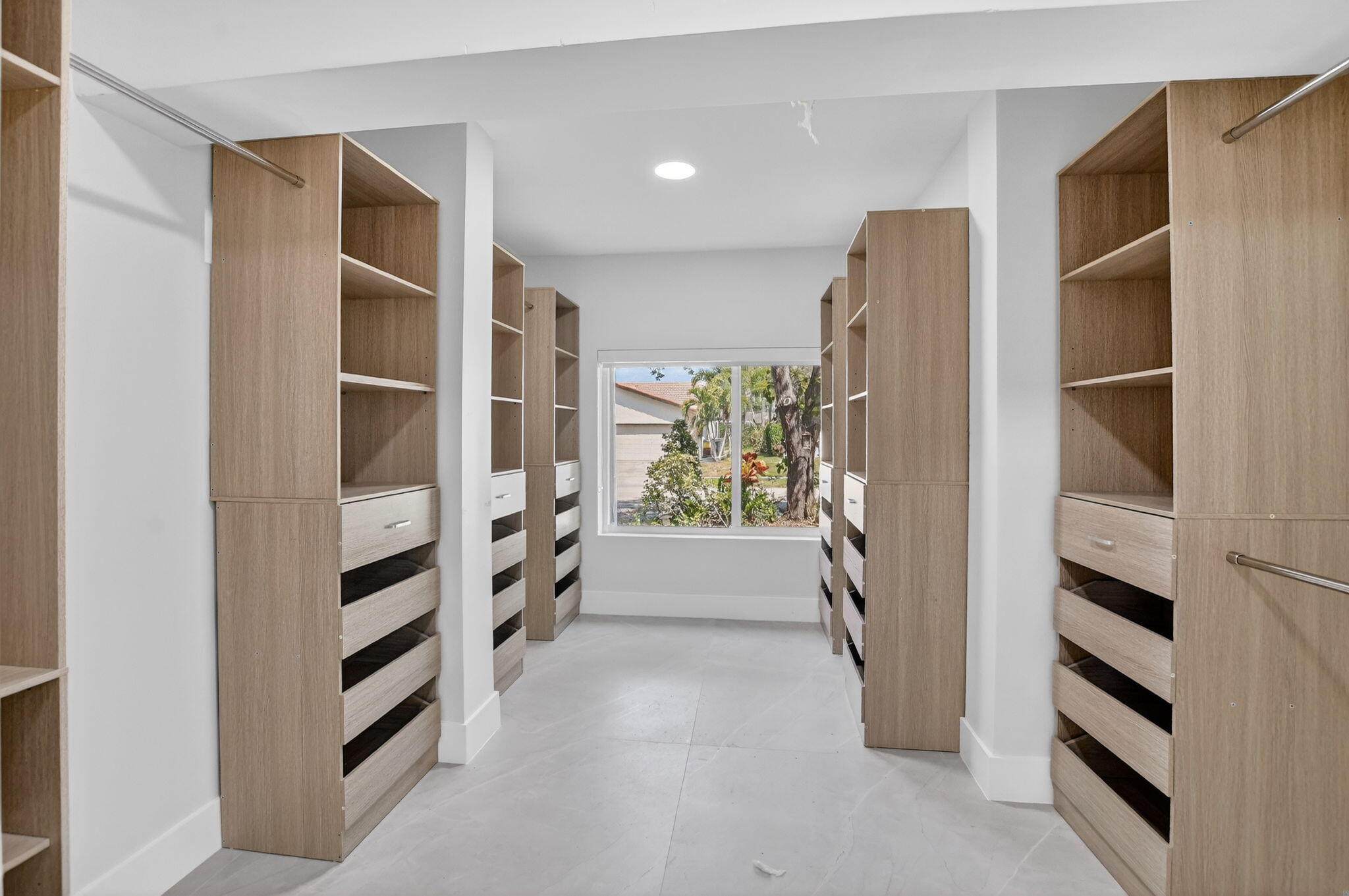 DEL MAR VILLAGE - Residential