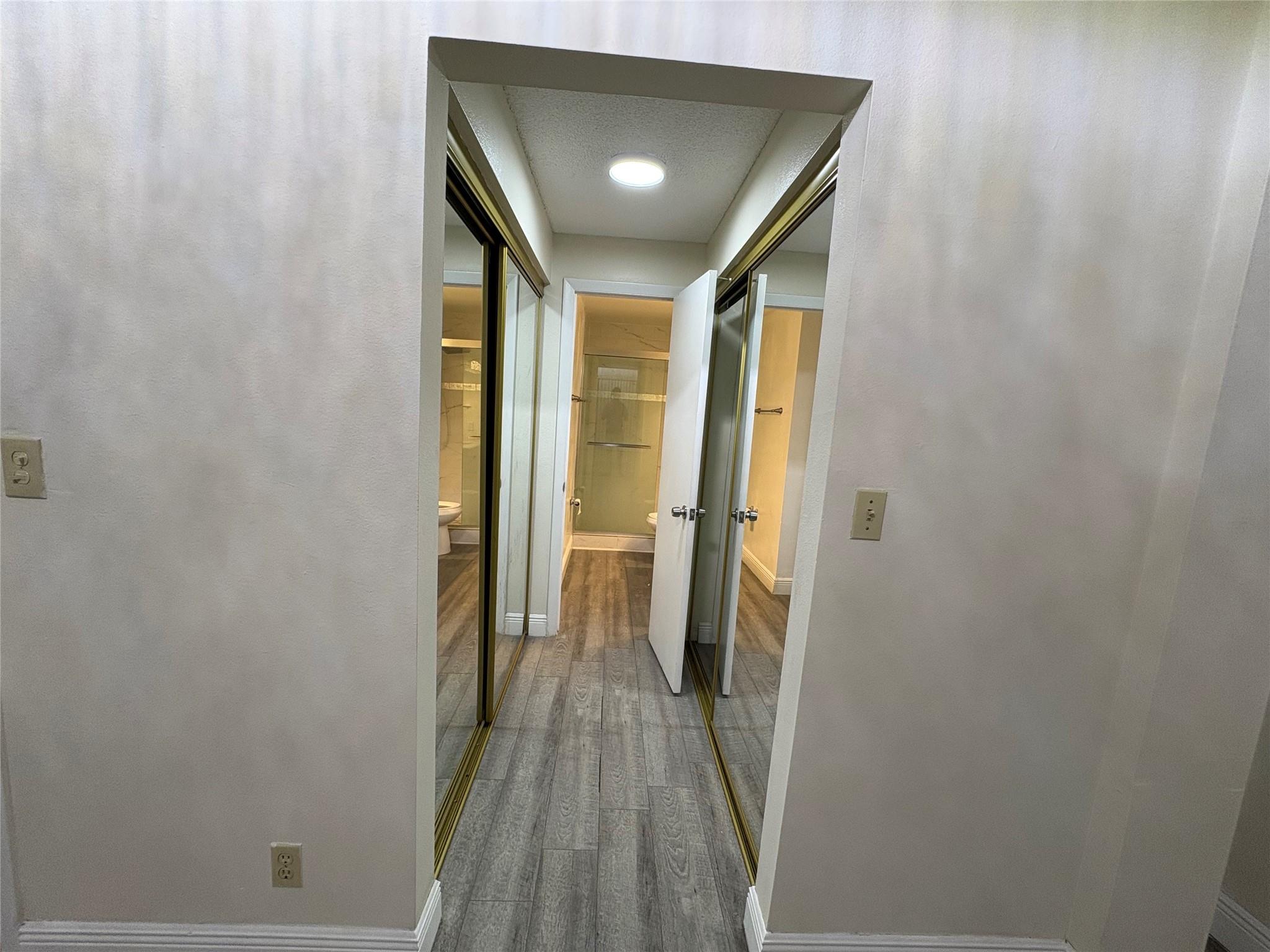 PARK PLAZA TOWNHOUSE COND - Residential Lease