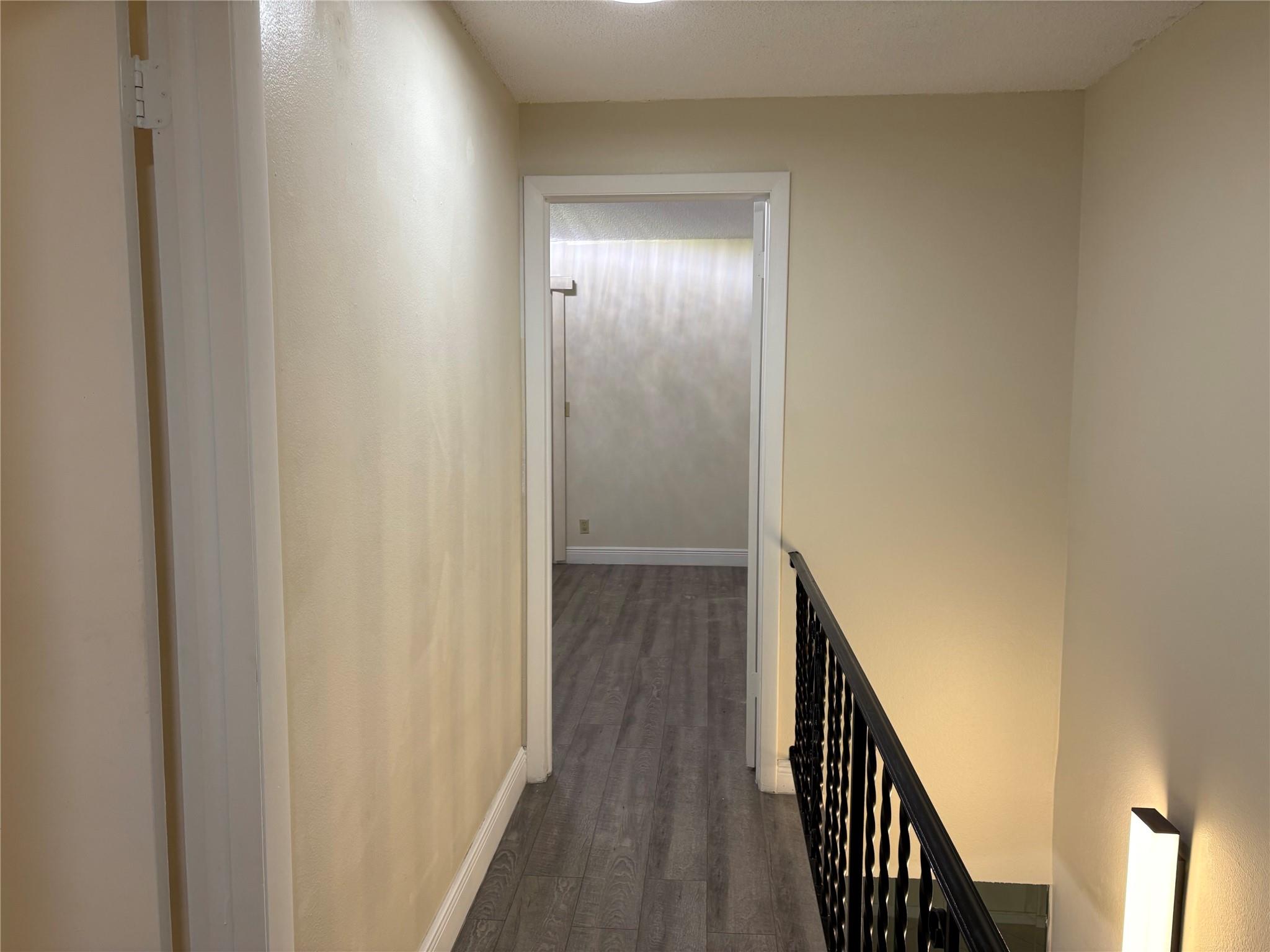 PARK PLAZA TOWNHOUSE COND - Residential Lease