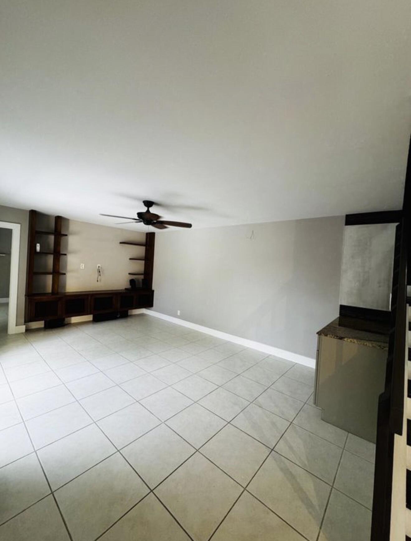 Oakwood lakes  Condo - Residential Lease