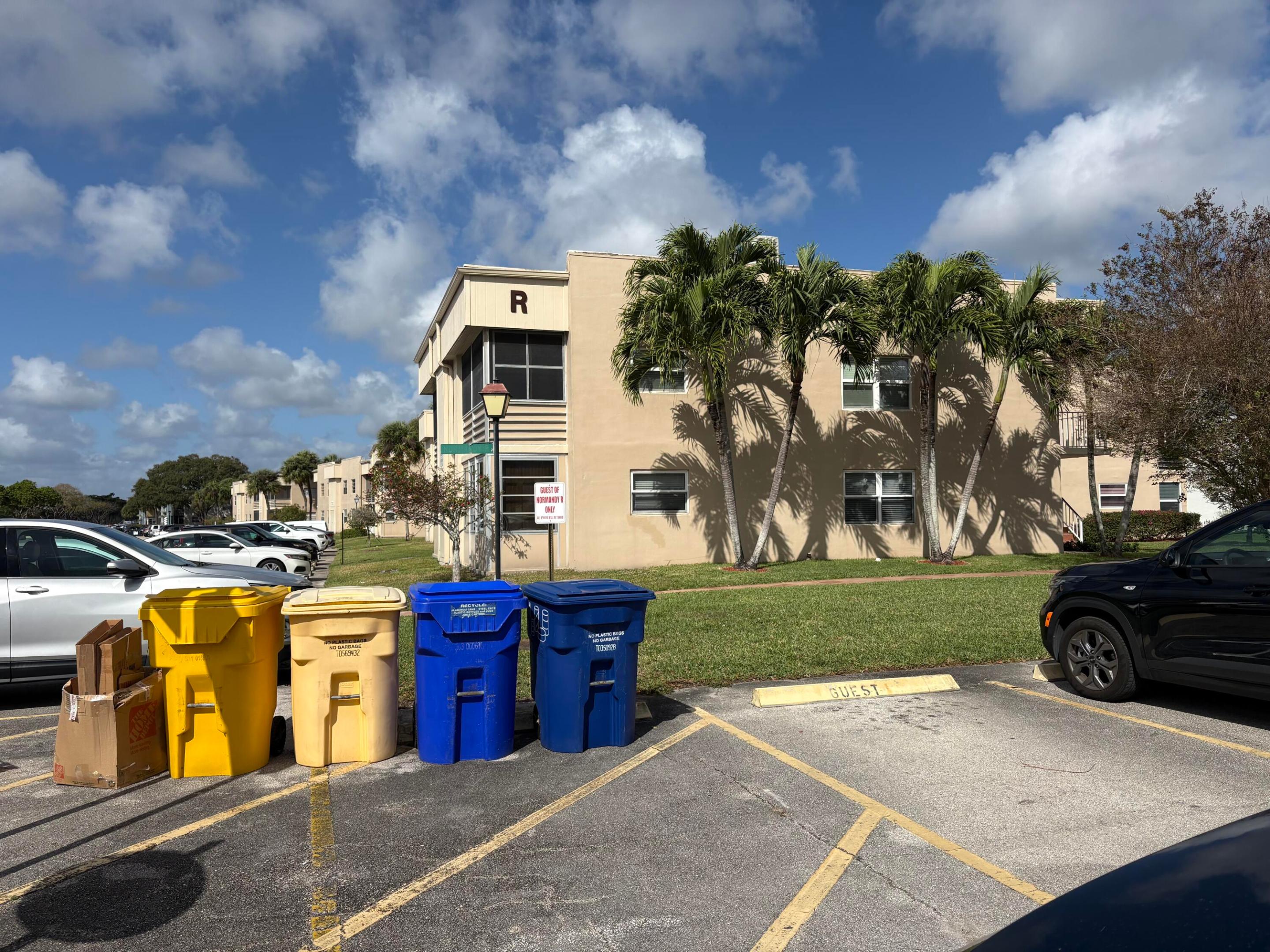 KINGS POINT - Residential