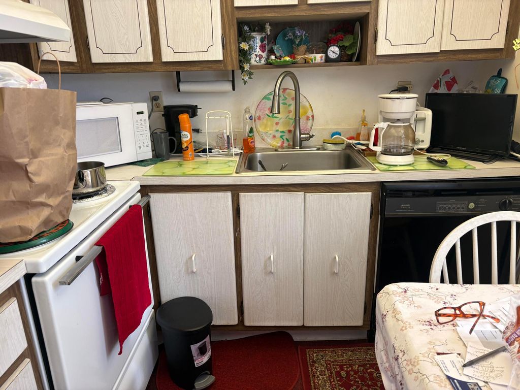 Photo of 862 Normandy R Trail #862 R, Delray Beach, FL 33484 (MLS # B26000251)