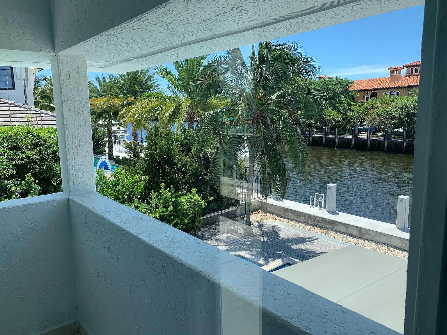 RIO VISTA ISLES - Residential