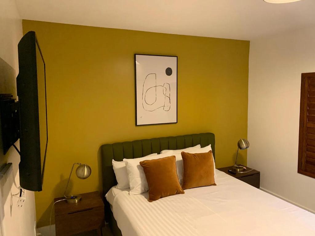 RIO VISTA ISLES - Residential