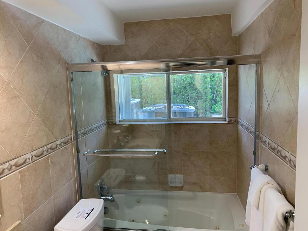 RIO VISTA ISLES - Residential