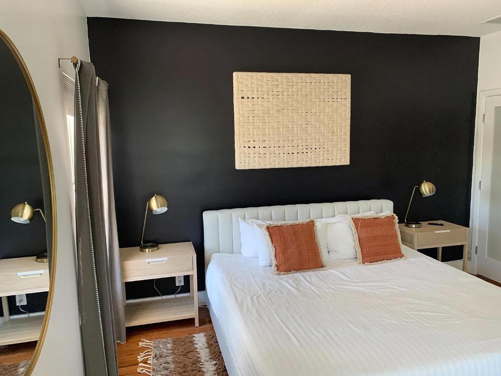 RIO VISTA ISLES - Residential