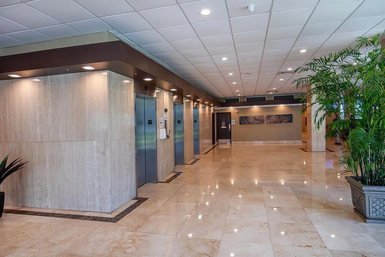 COASTAL TOWERS CONDO - Residential Lease