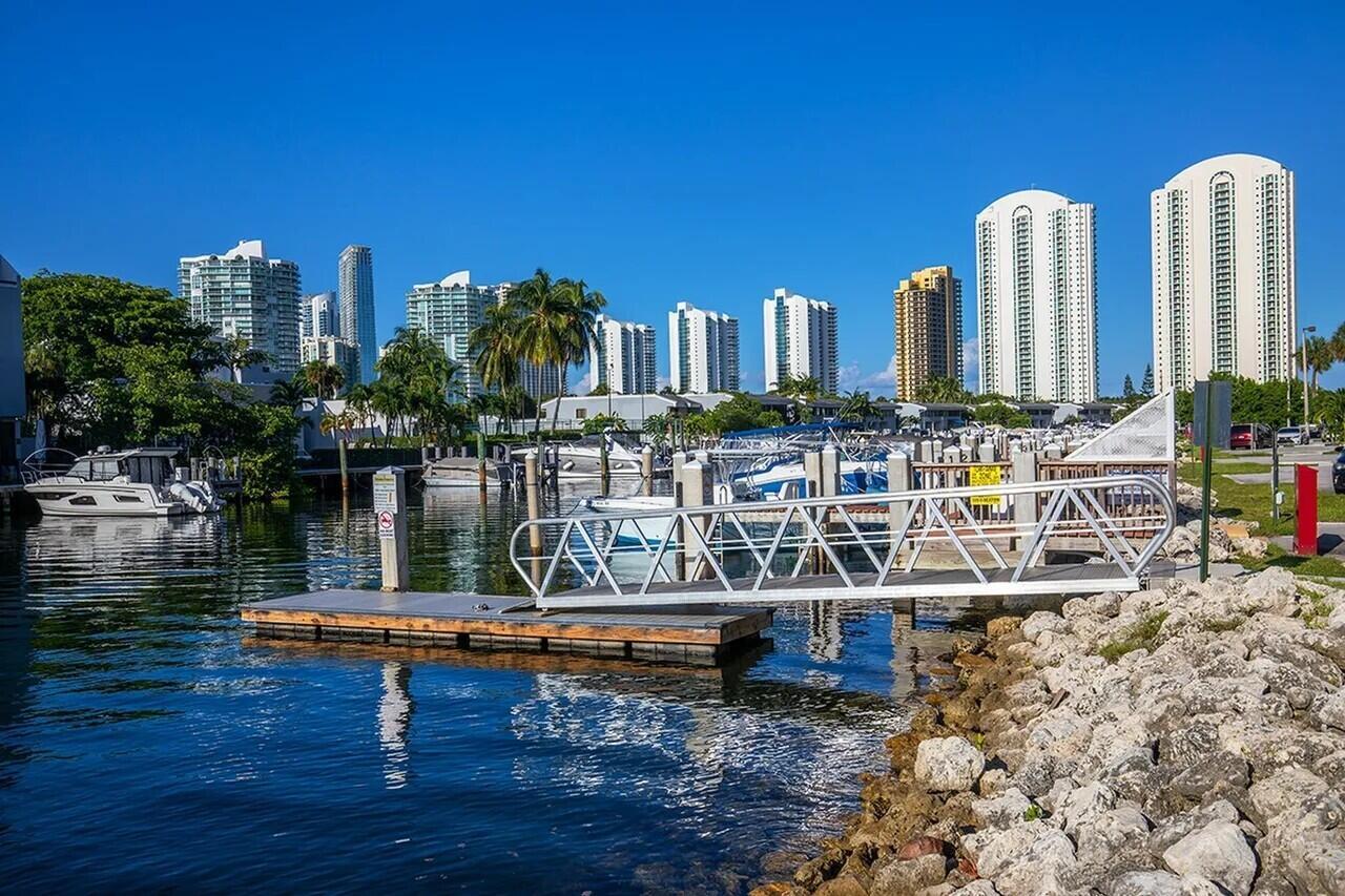 COASTAL TOWERS CONDO - Residential Lease