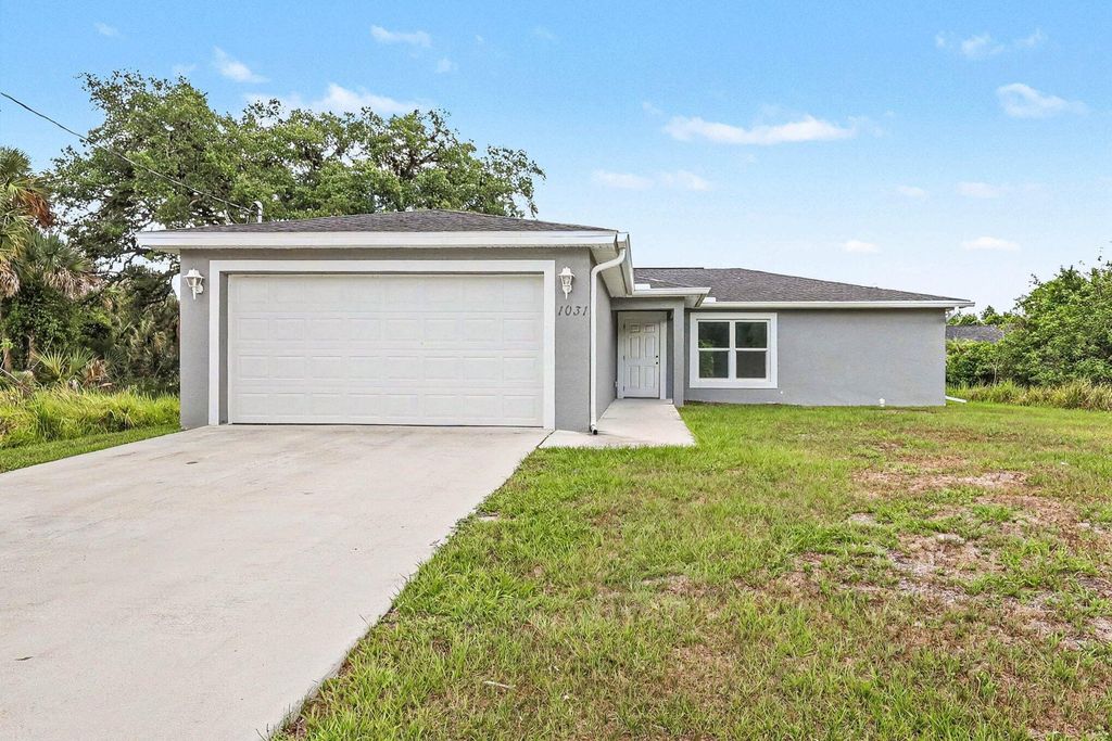 Photo of 1031 S Bronze Court, Labelle, FL 33935 (MLS # B26032890)