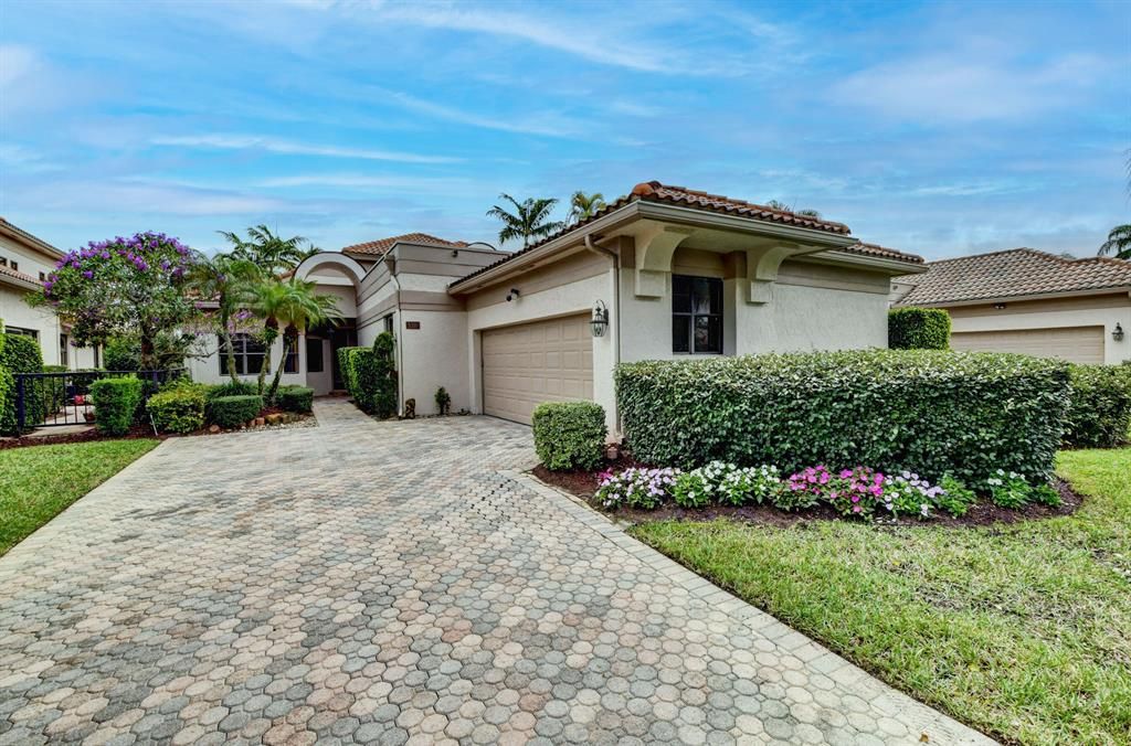 Photo of 5310 NW 23rd Way, Boca Raton, FL 33496 (MLS # R10775675)
