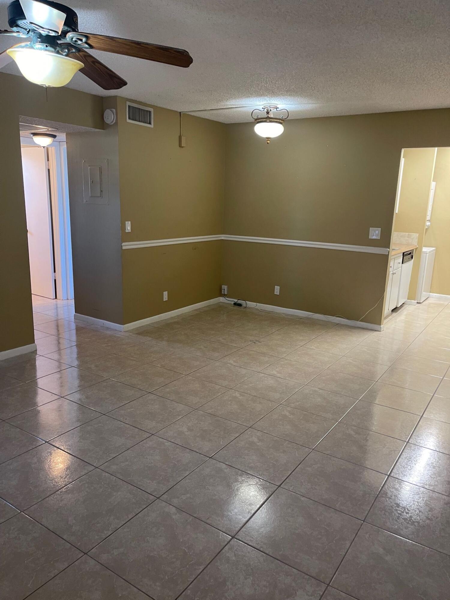 10128 TWIN LAKES Drive 11-H