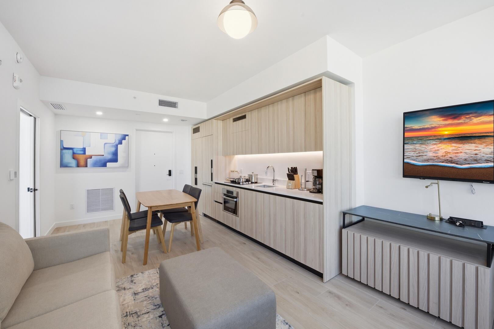 225 N Miami Avenue 2002