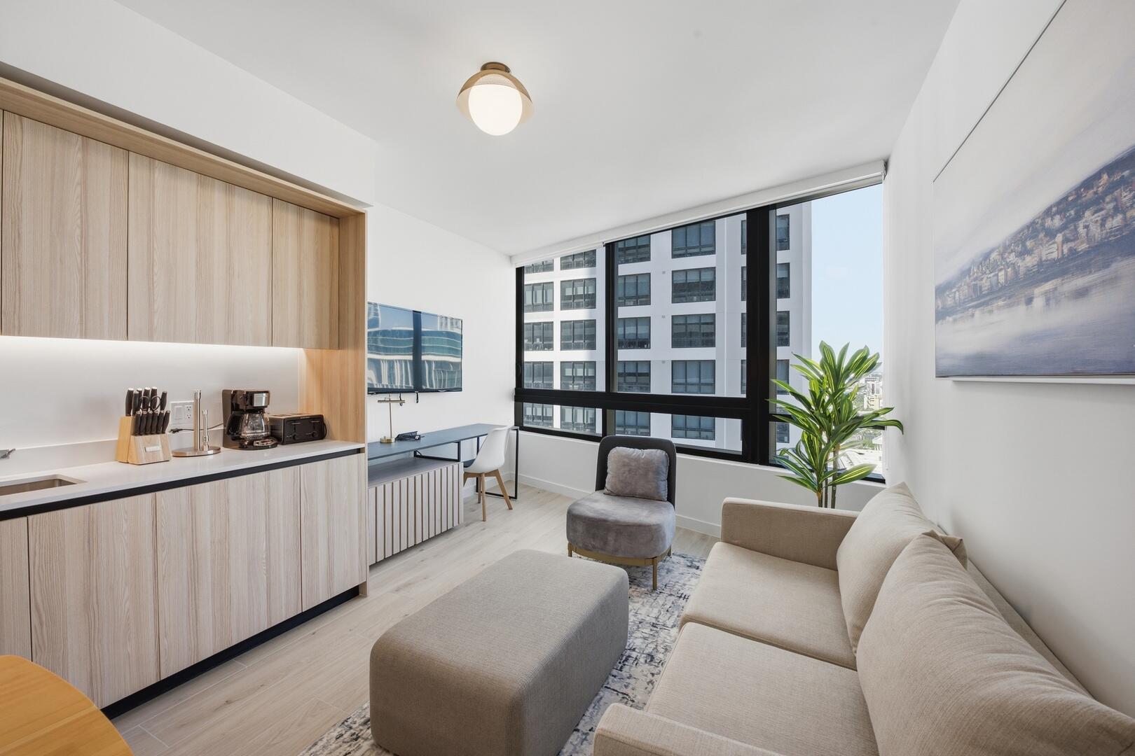 225 N Miami Avenue 2002