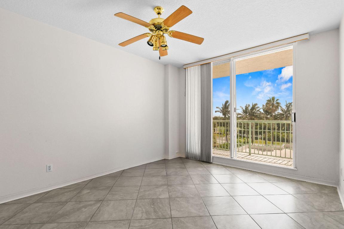 REGENCY ISLAND DUNES - Residential