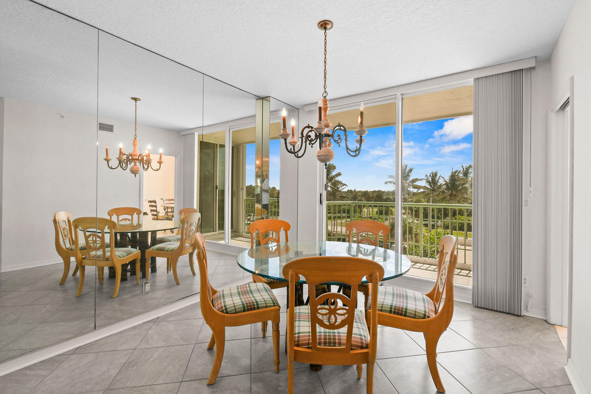 REGENCY ISLAND DUNES - Residential