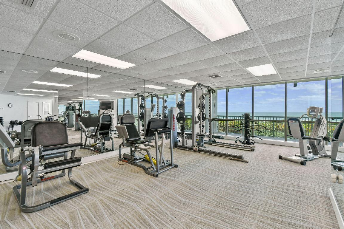 REGENCY ISLAND DUNES - Residential