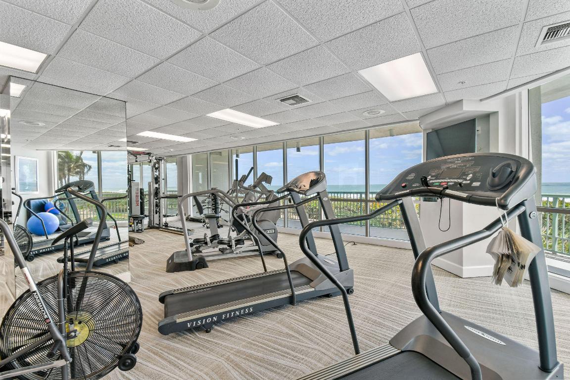 REGENCY ISLAND DUNES - Residential