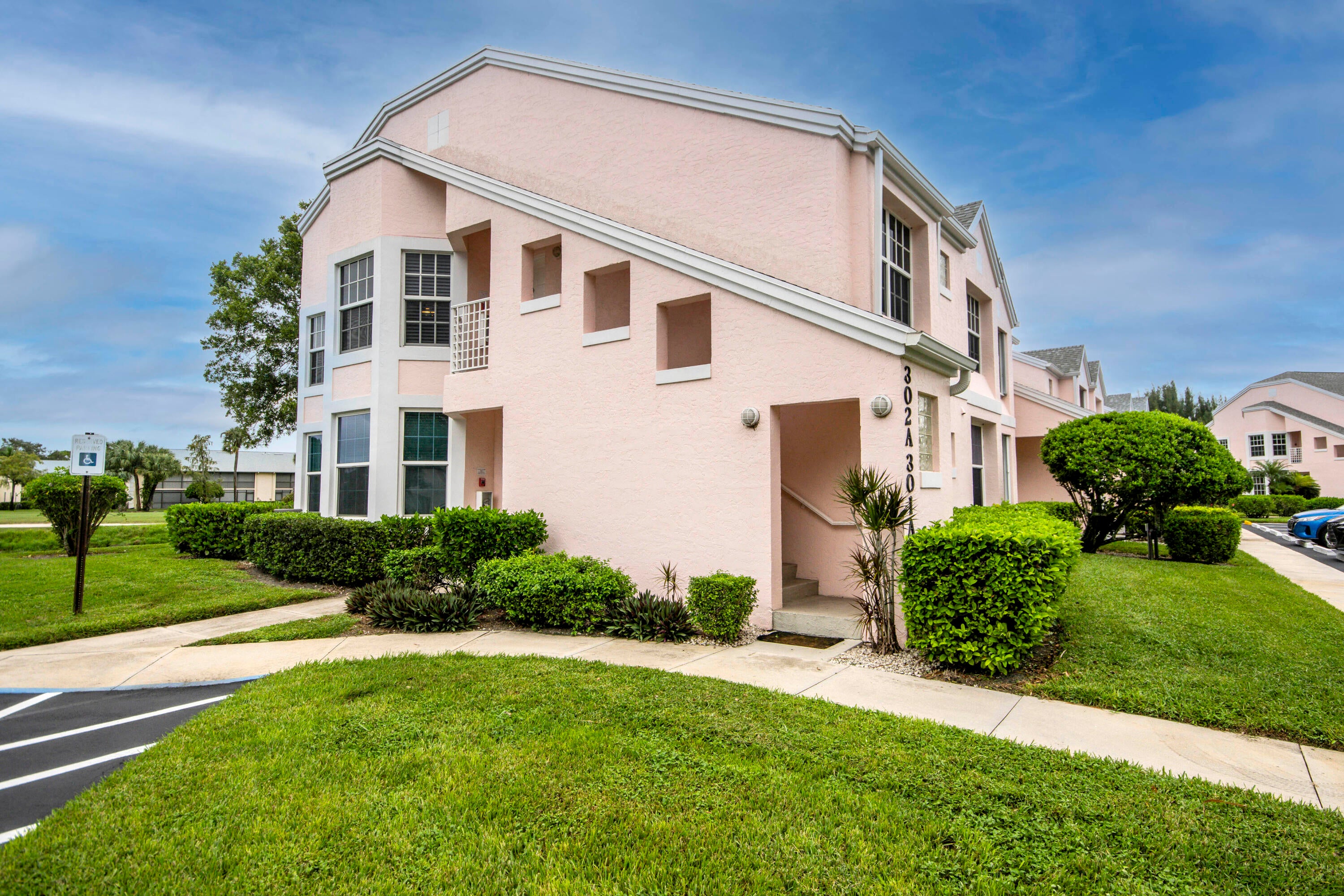 302 Muirfield Court 302A