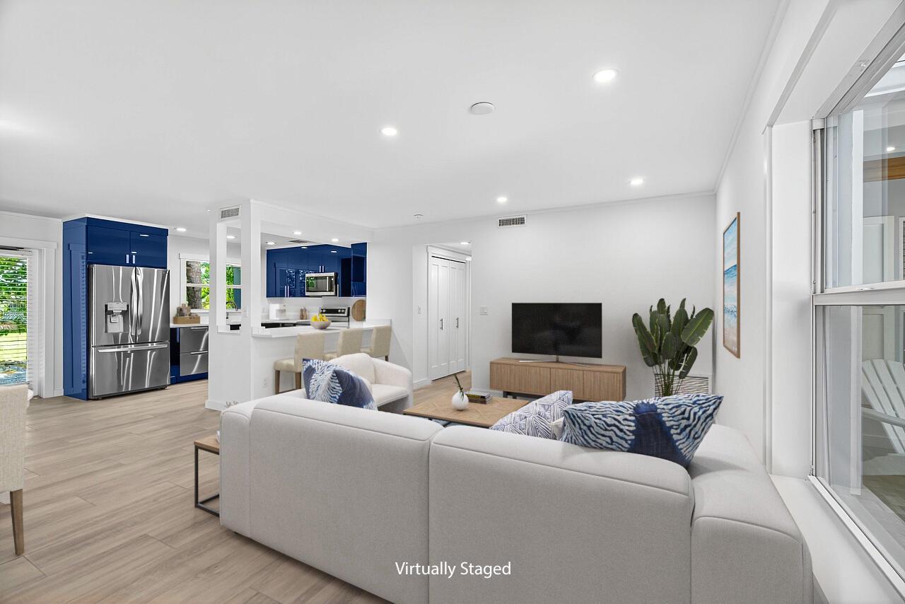 BEACH HOUSE COTTAGES - Residential