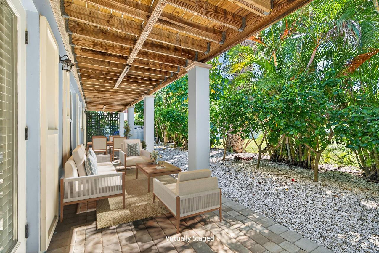 BEACH HOUSE COTTAGES - Residential