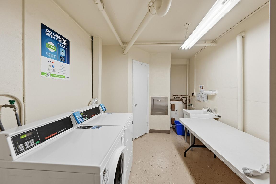 ROYAL MARINER CONDO - Residential