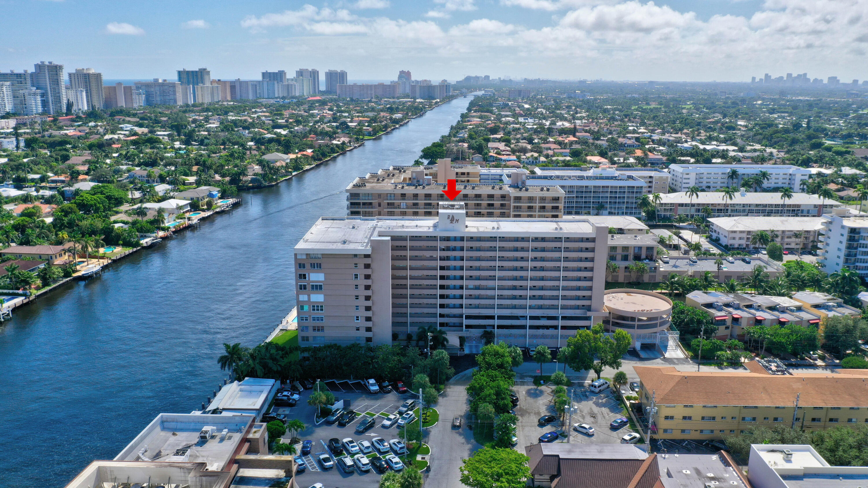 ROYAL MARINER CONDO - Residential
