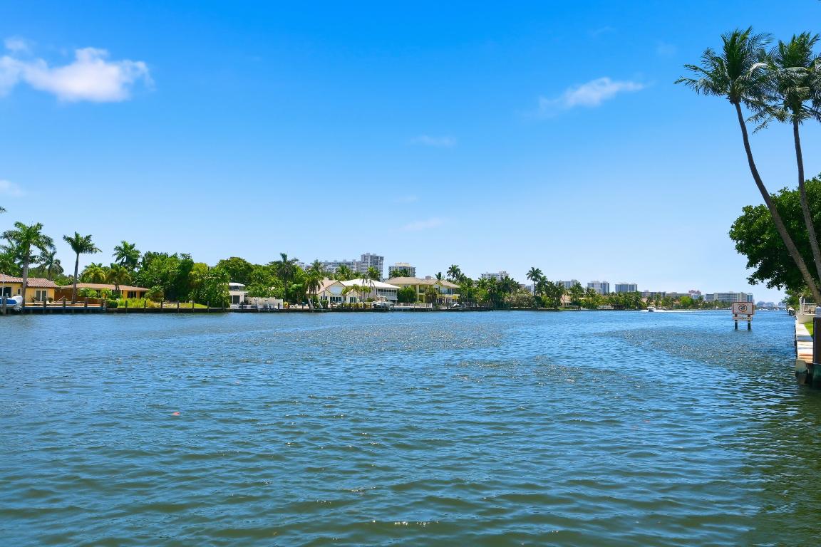 ROYAL MARINER CONDO - Residential