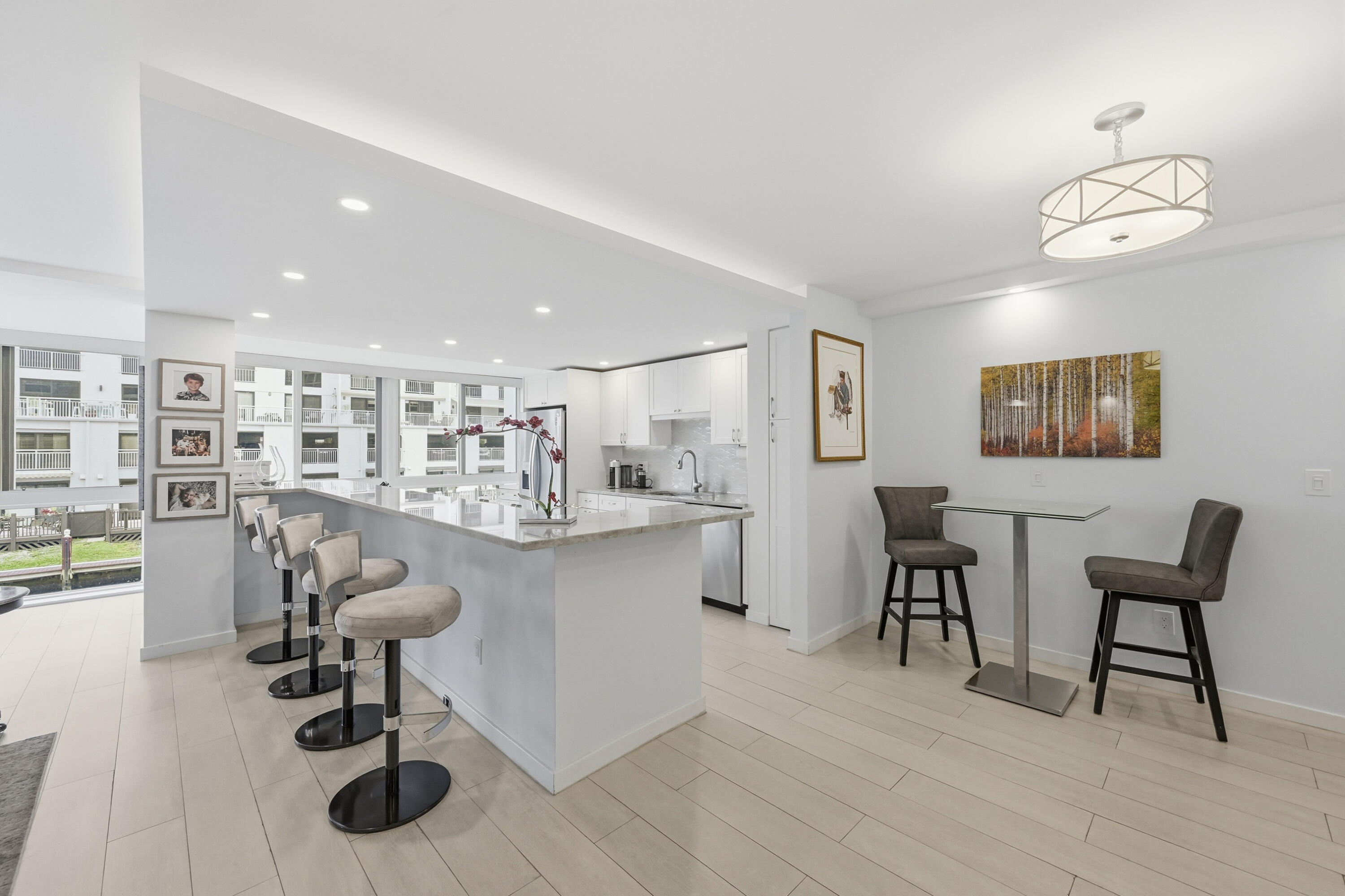 ROYAL MARINER CONDO - Residential