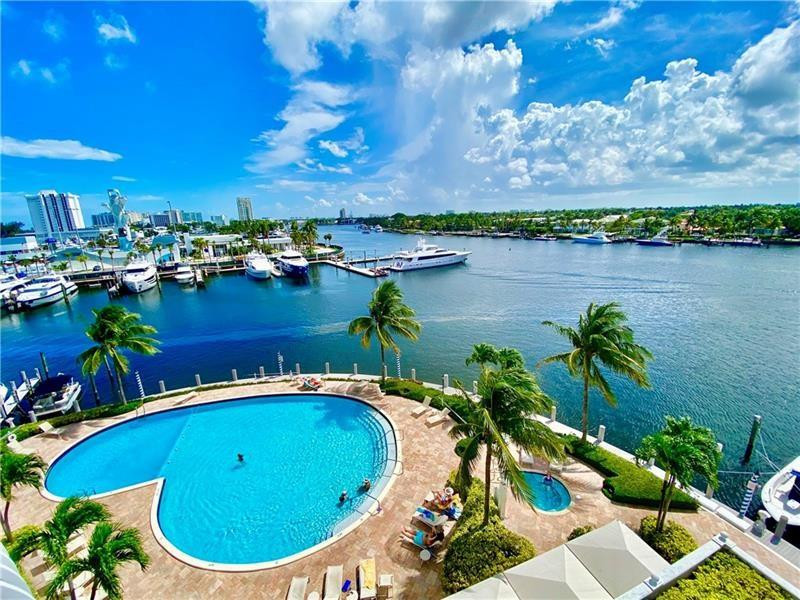 Venetian Condominium - Residential