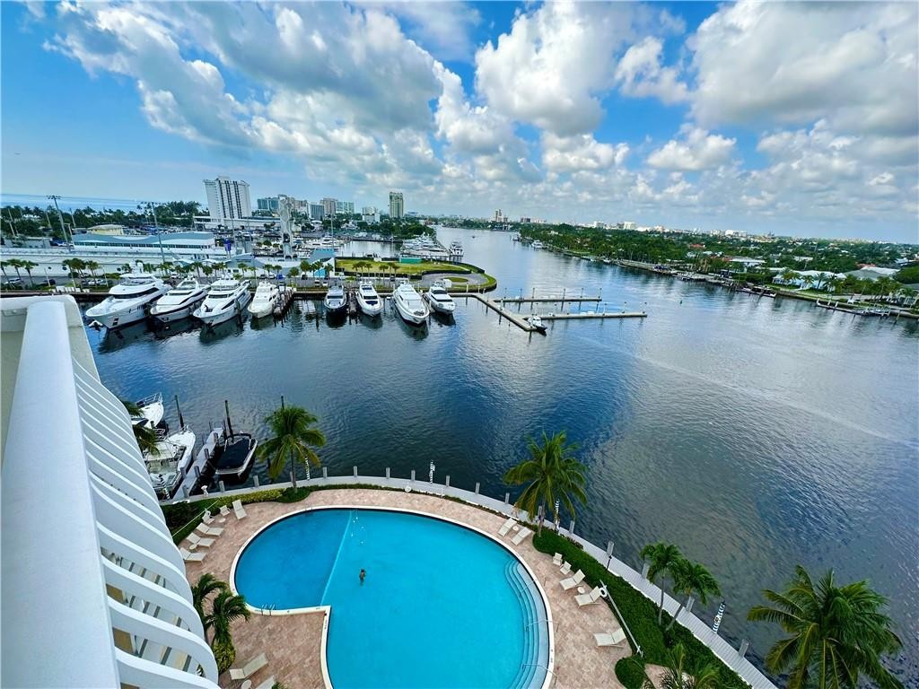 Venetian Condominium - Residential