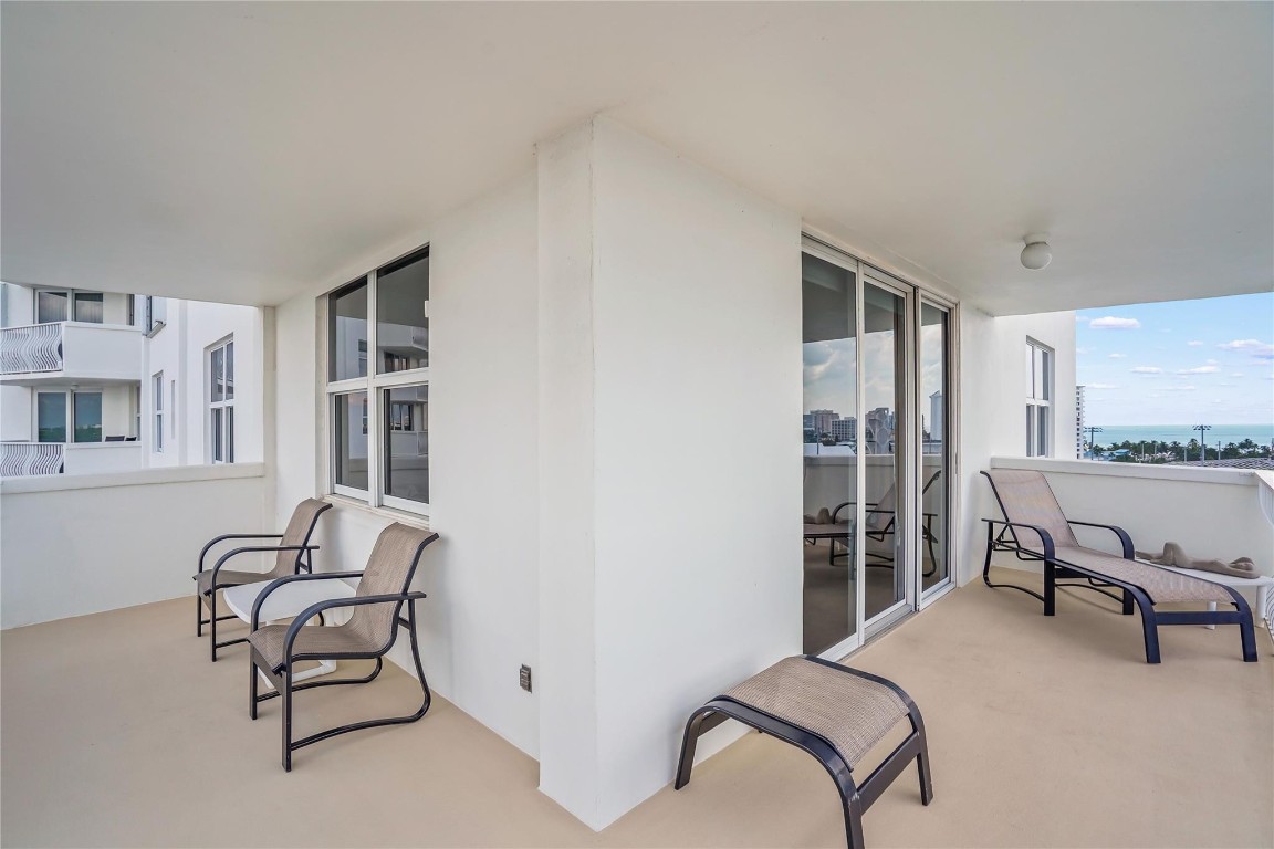 Venetian Condominium - Residential