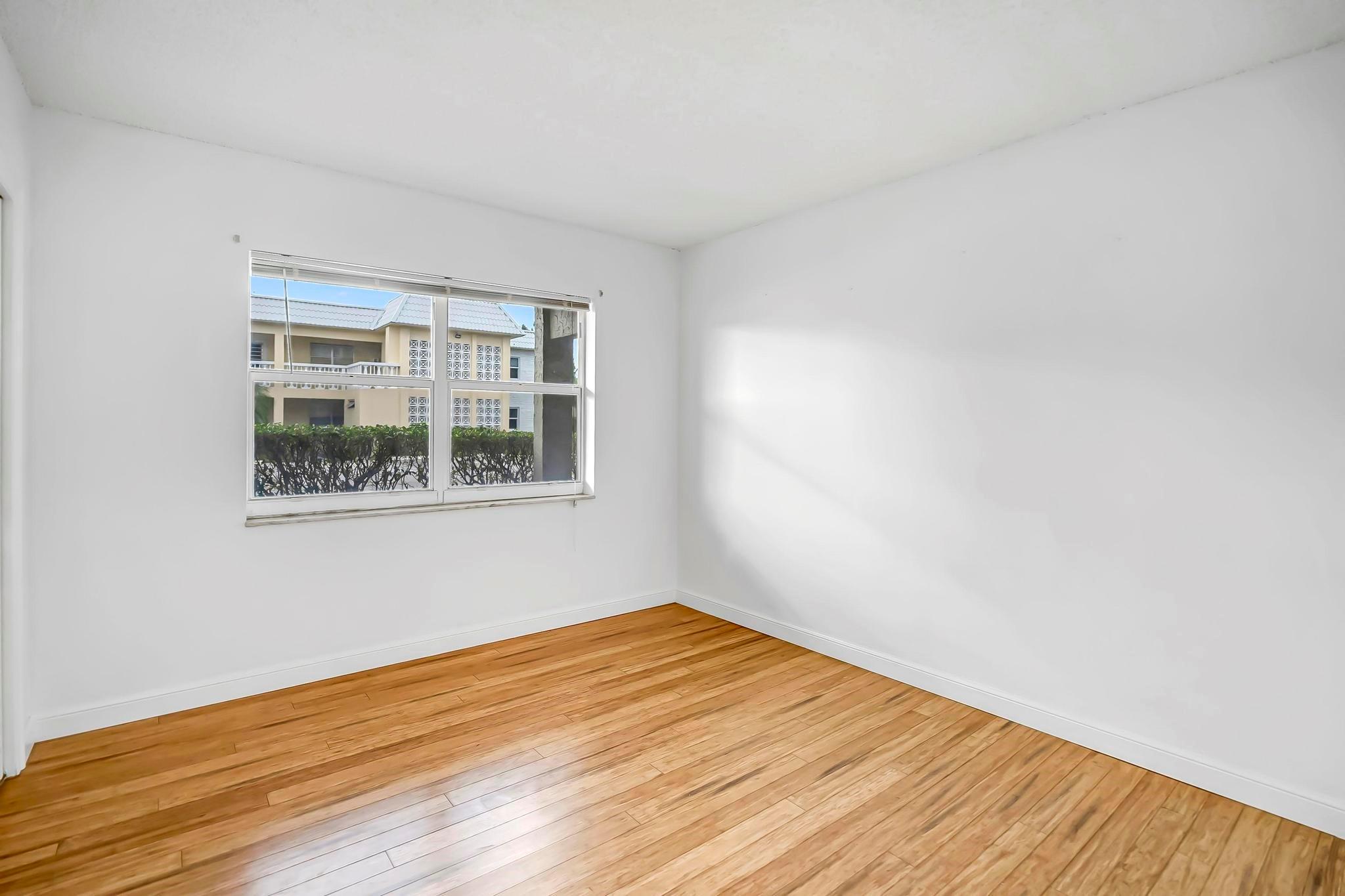 9872 Marina Blvd 1417