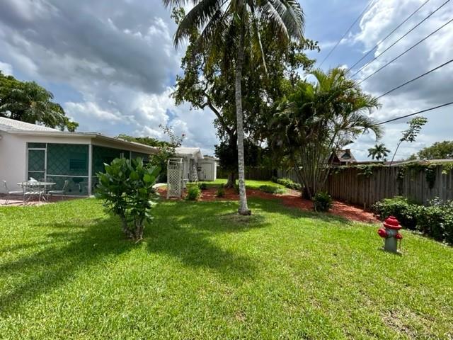 1101 NW 74th Ter