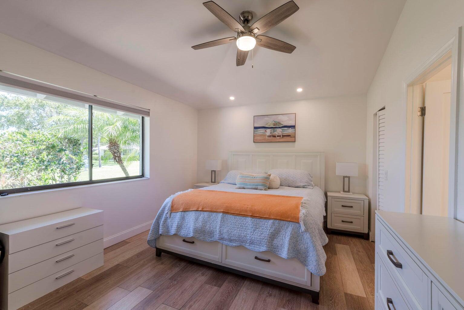 PGA CLUB COTTAGES - Residential Lease