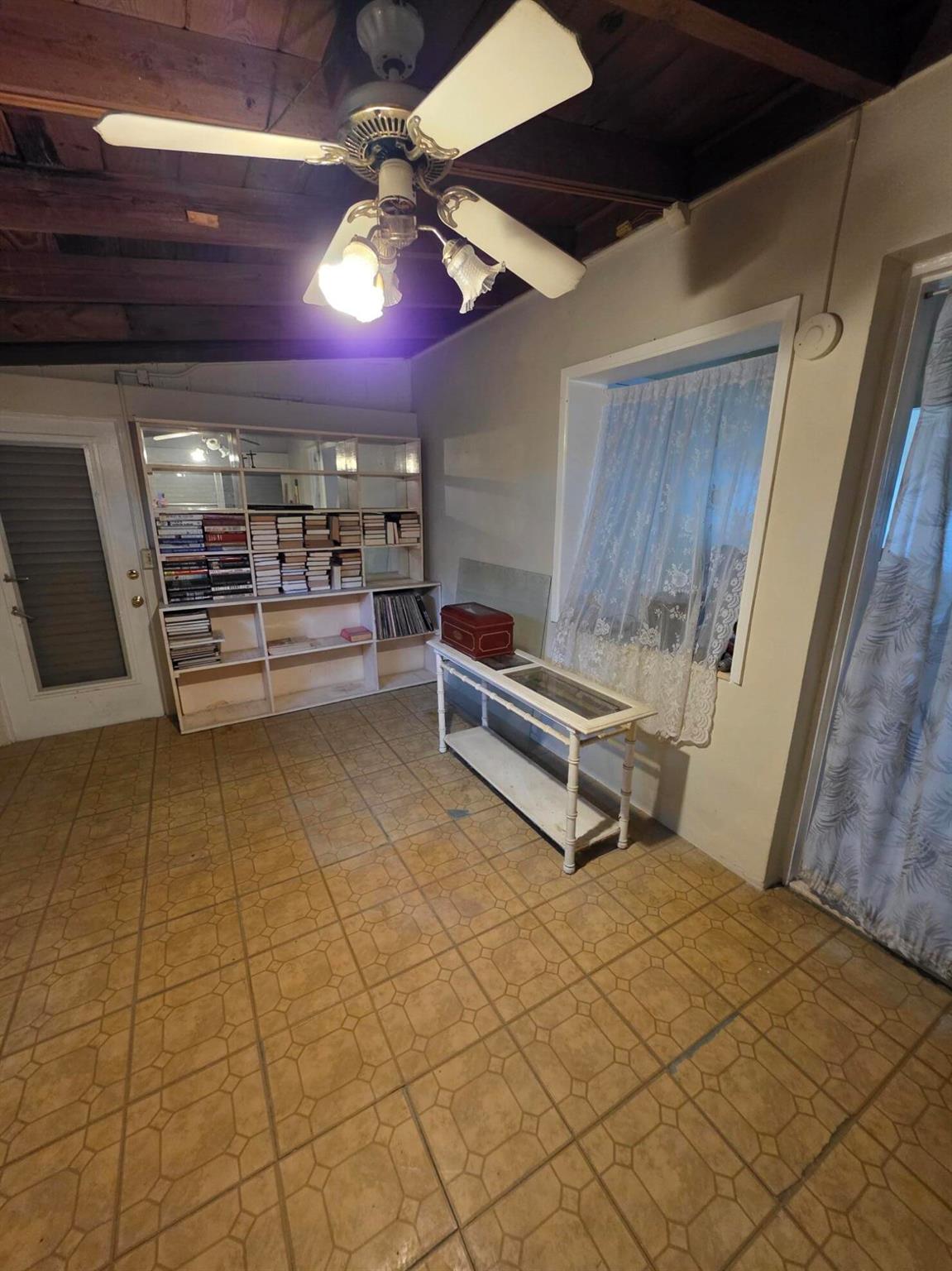 KELSEY CITY - Residential