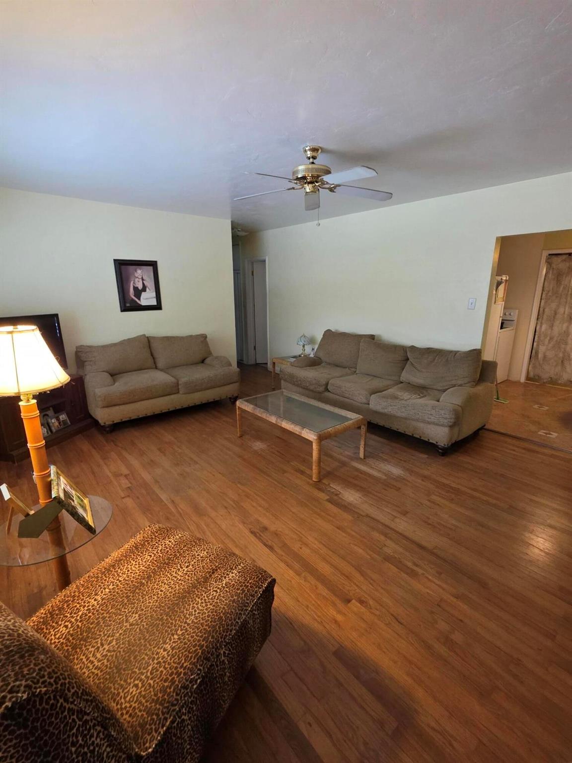 KELSEY CITY - Residential