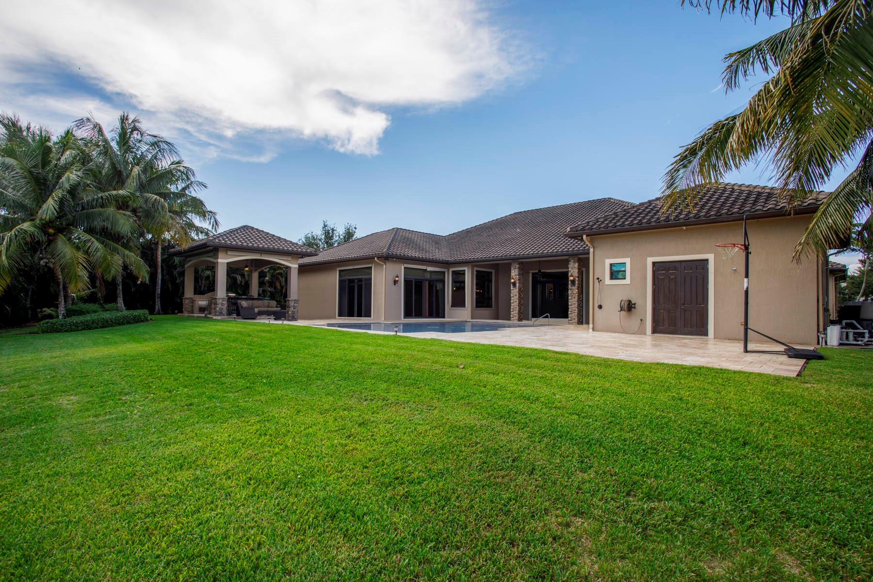 P & J ESTATES - Residential