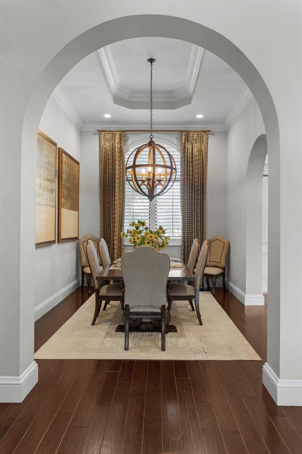 P & J ESTATES - Residential