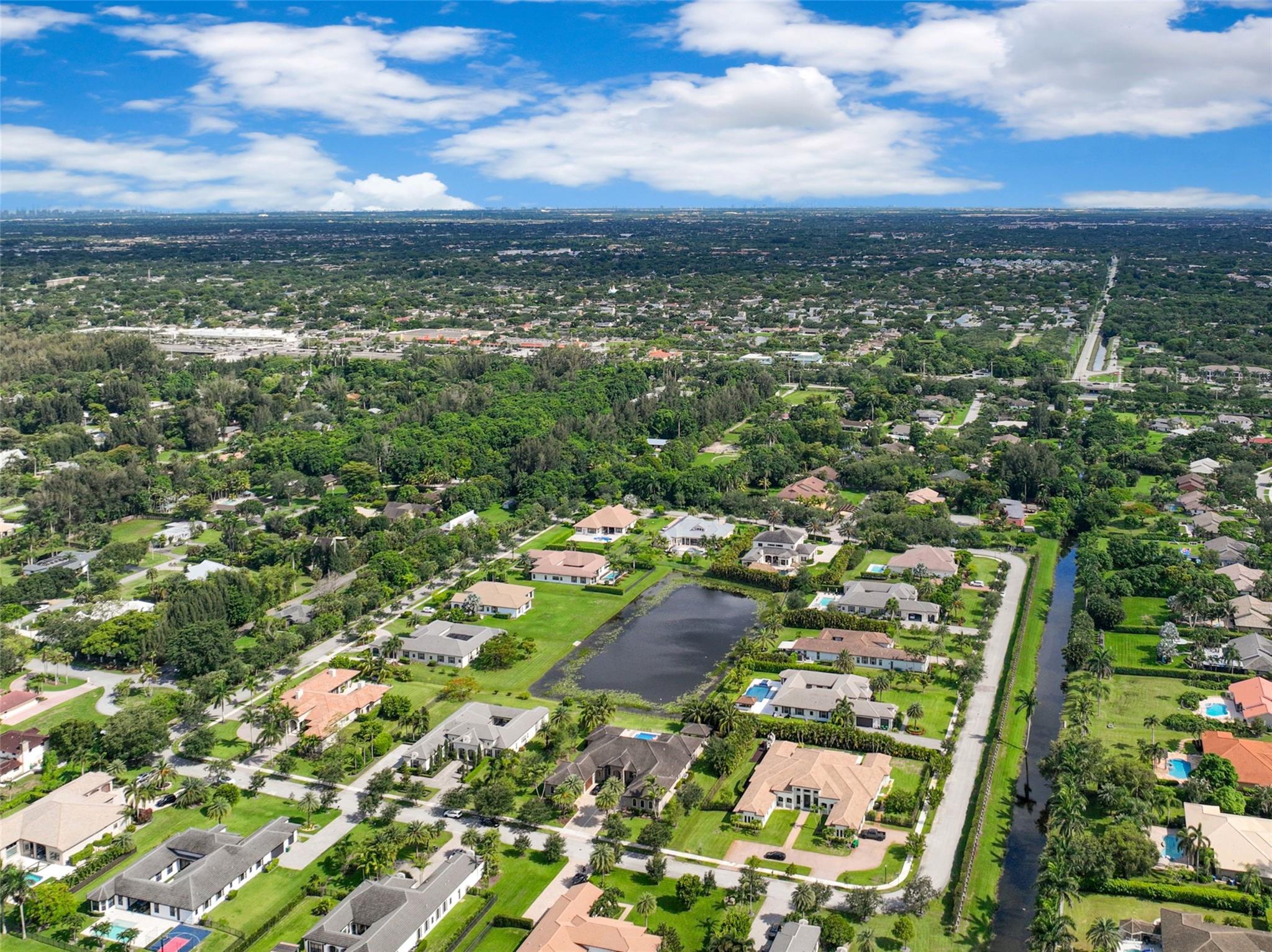 P & J ESTATES - Residential