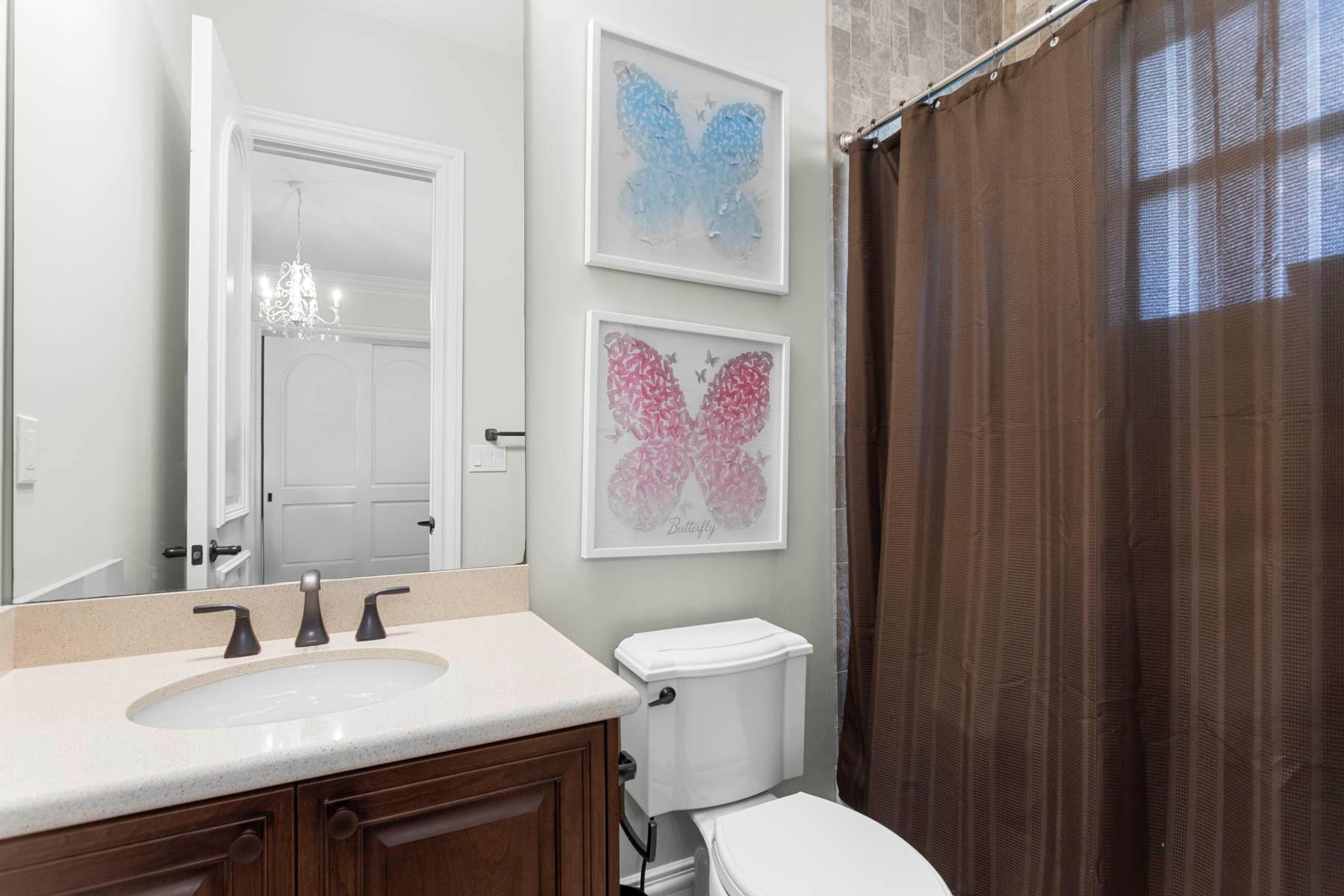 P & J ESTATES - Residential