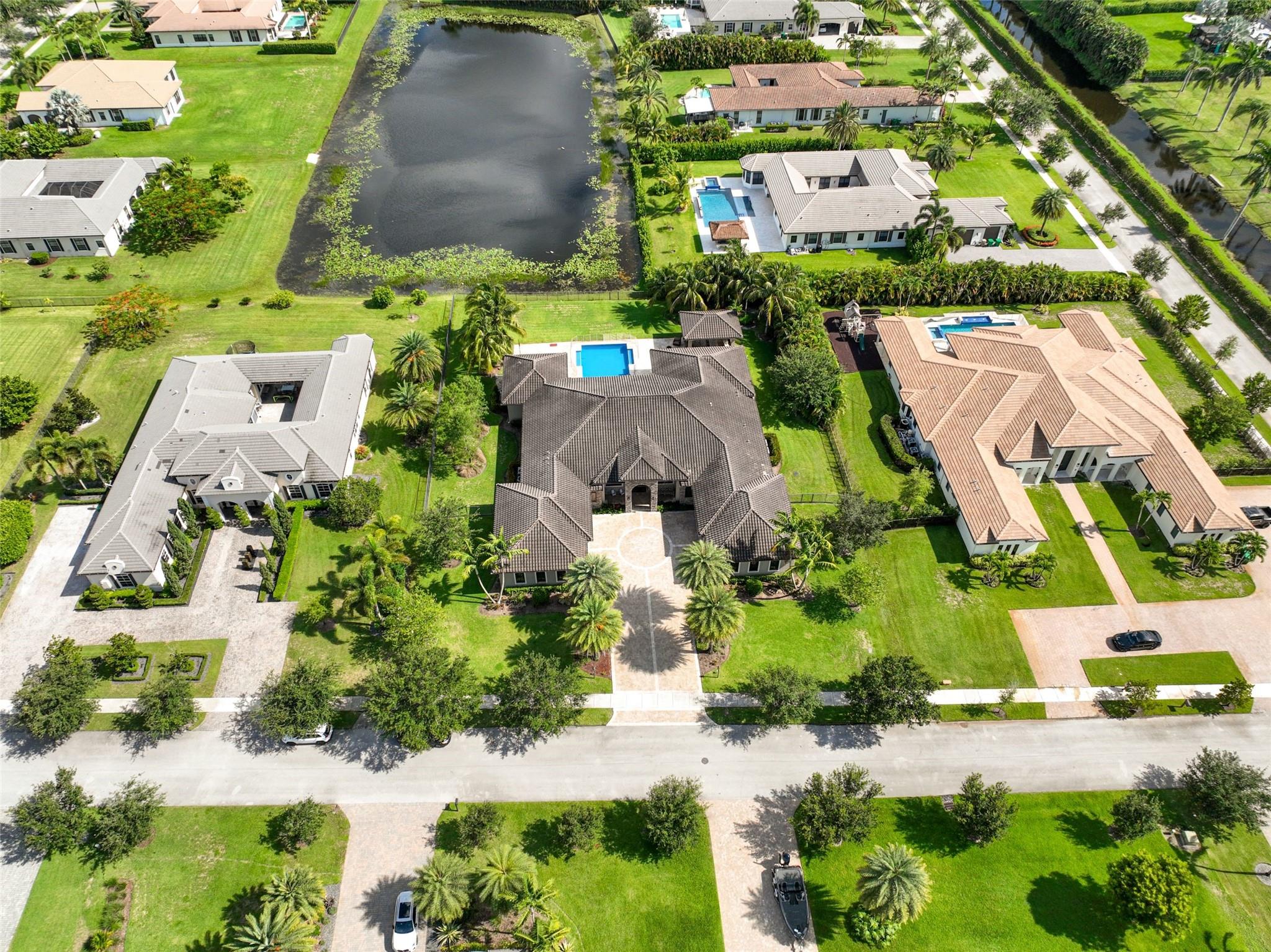 P & J ESTATES - Residential