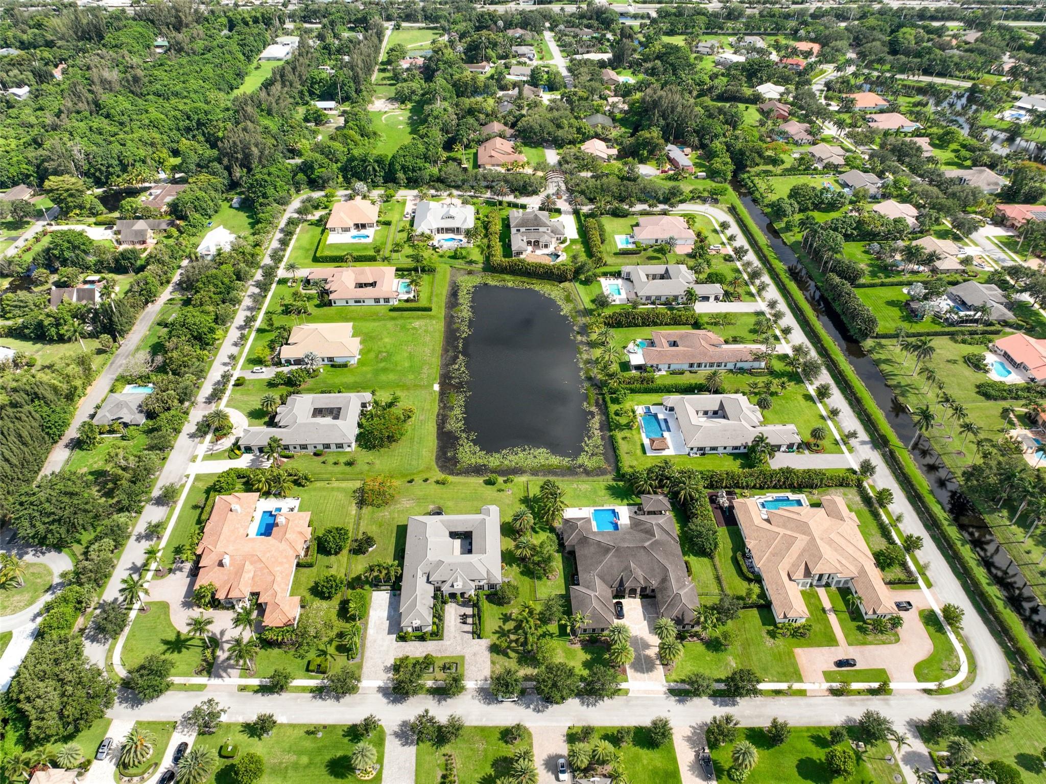 P & J ESTATES - Residential