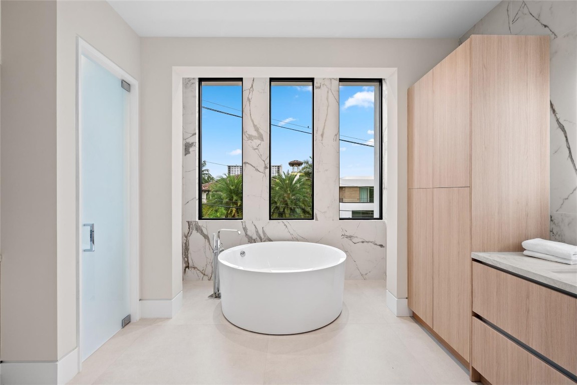 Lauderdale Shores Reamen - Residential