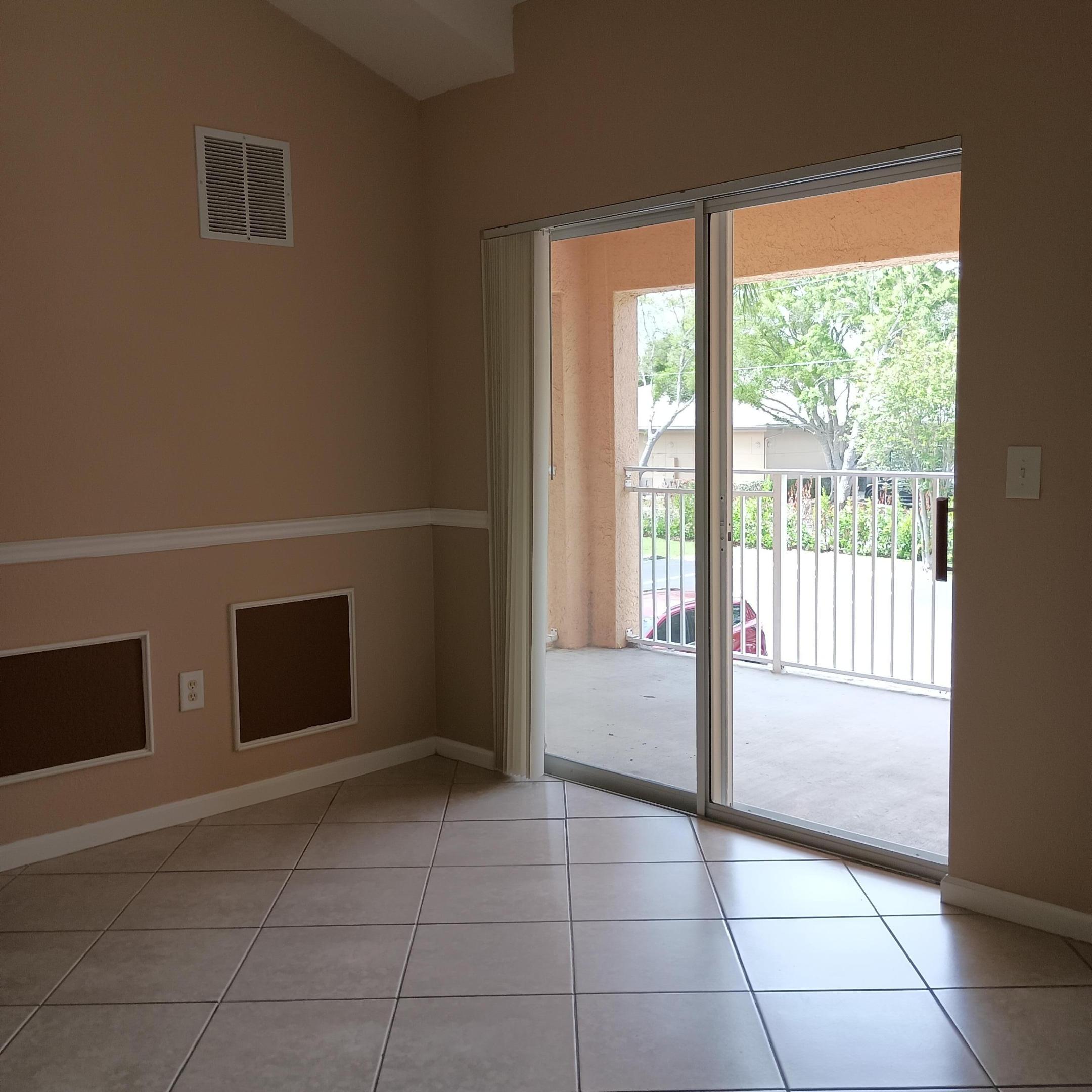 THE CLUB AT ST LUCIE WEST, A CONDOMINIUM - Residential Lease