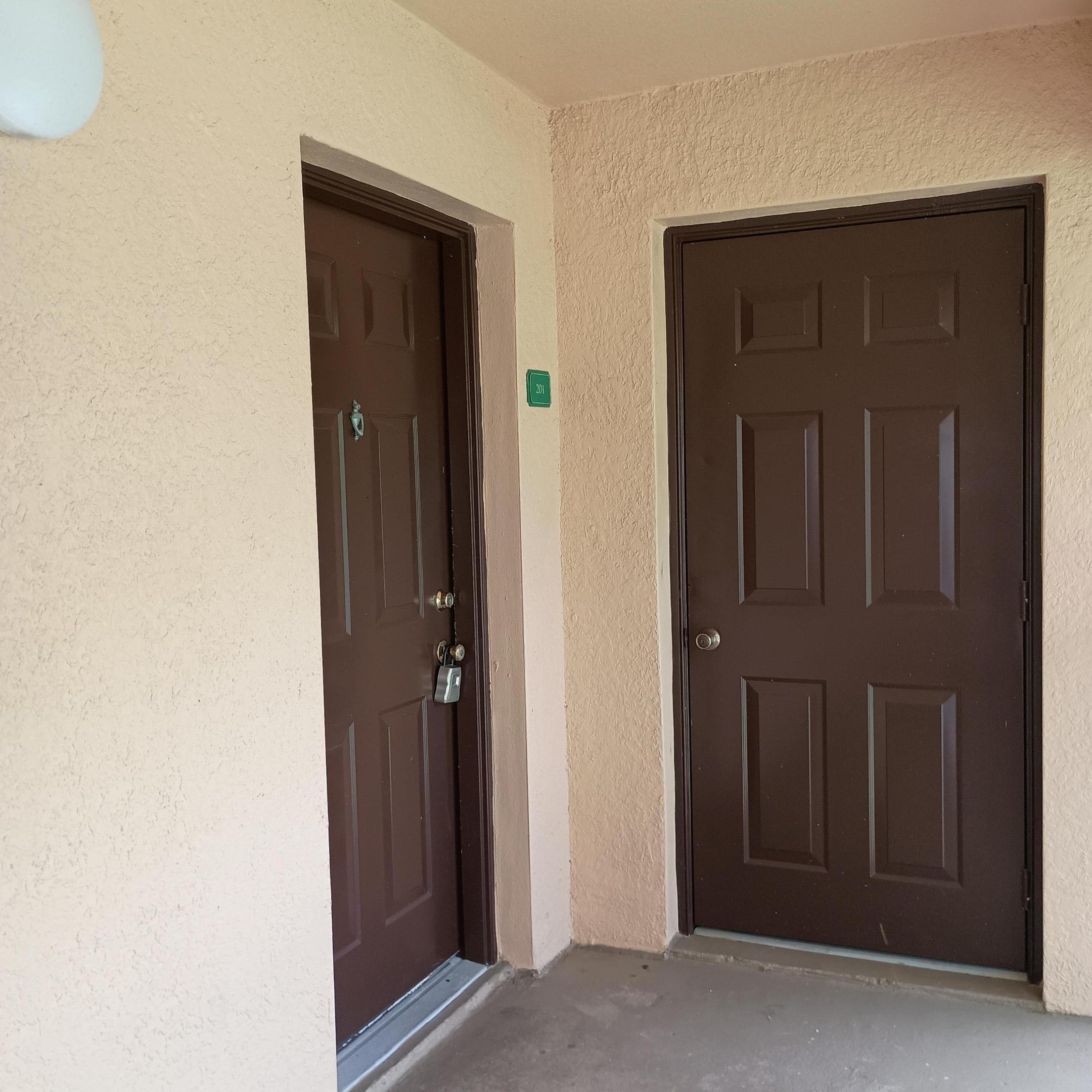 THE CLUB AT ST LUCIE WEST, A CONDOMINIUM - Residential Lease