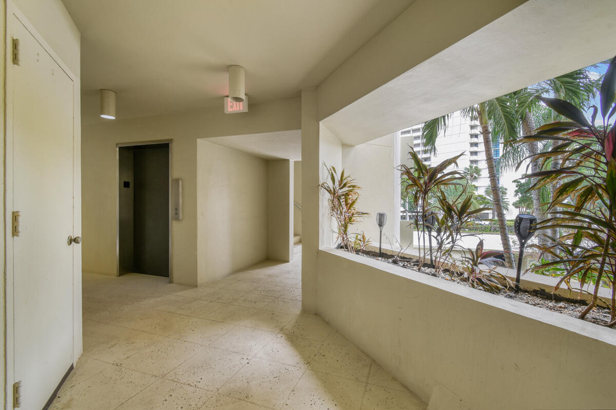 OLD PORT COVE HARBOR VILLAGE CONDO - Residential