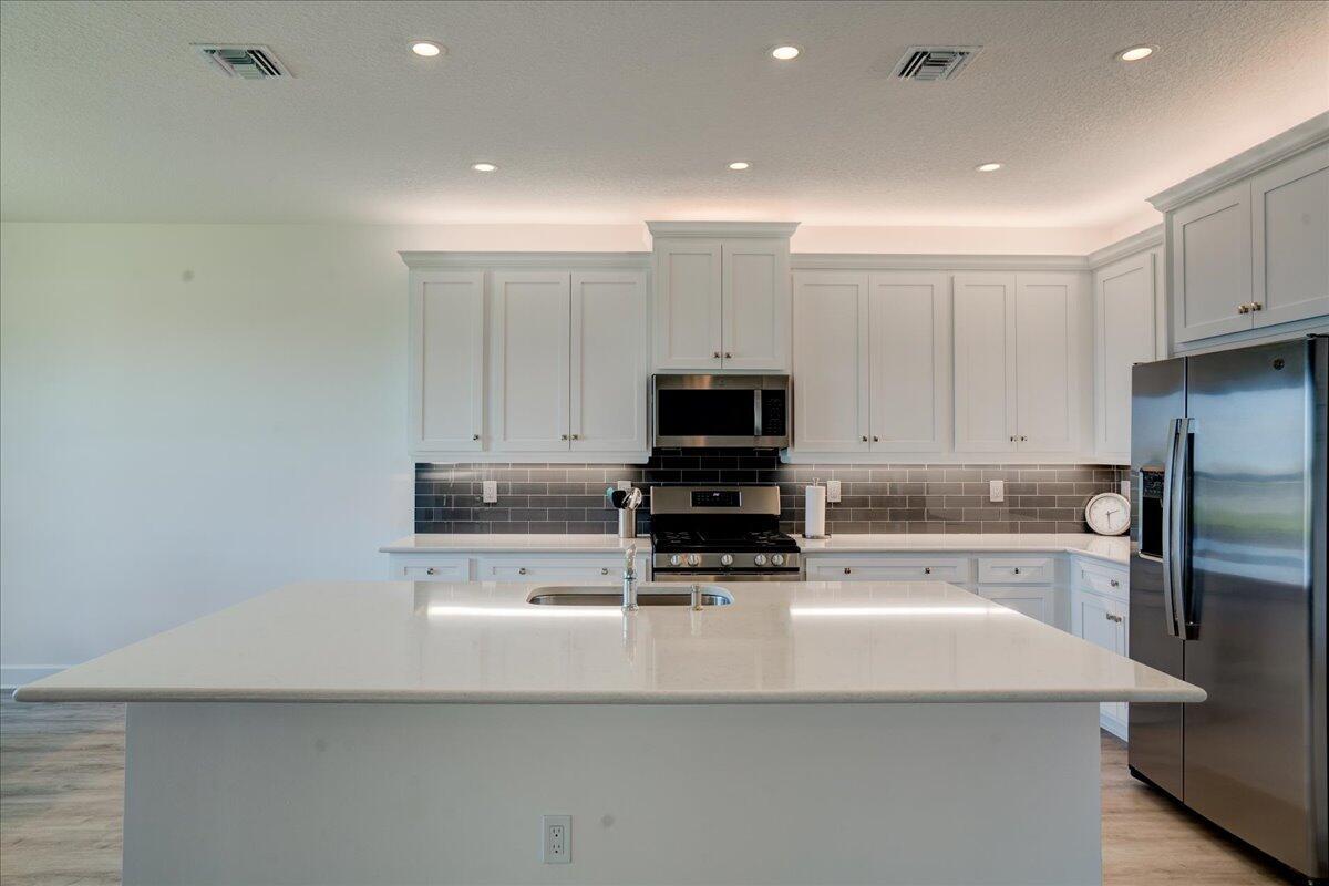 Valencia Grove - Residential