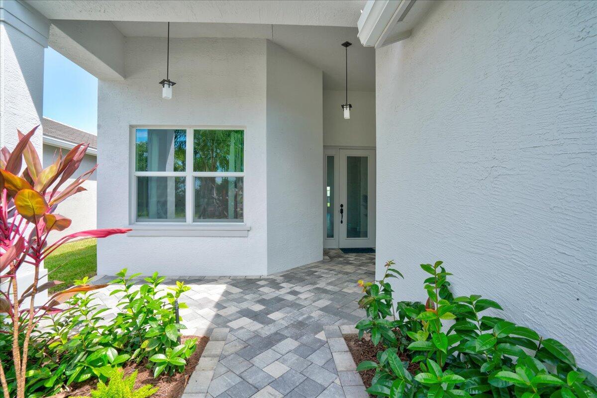 Valencia Grove - Residential