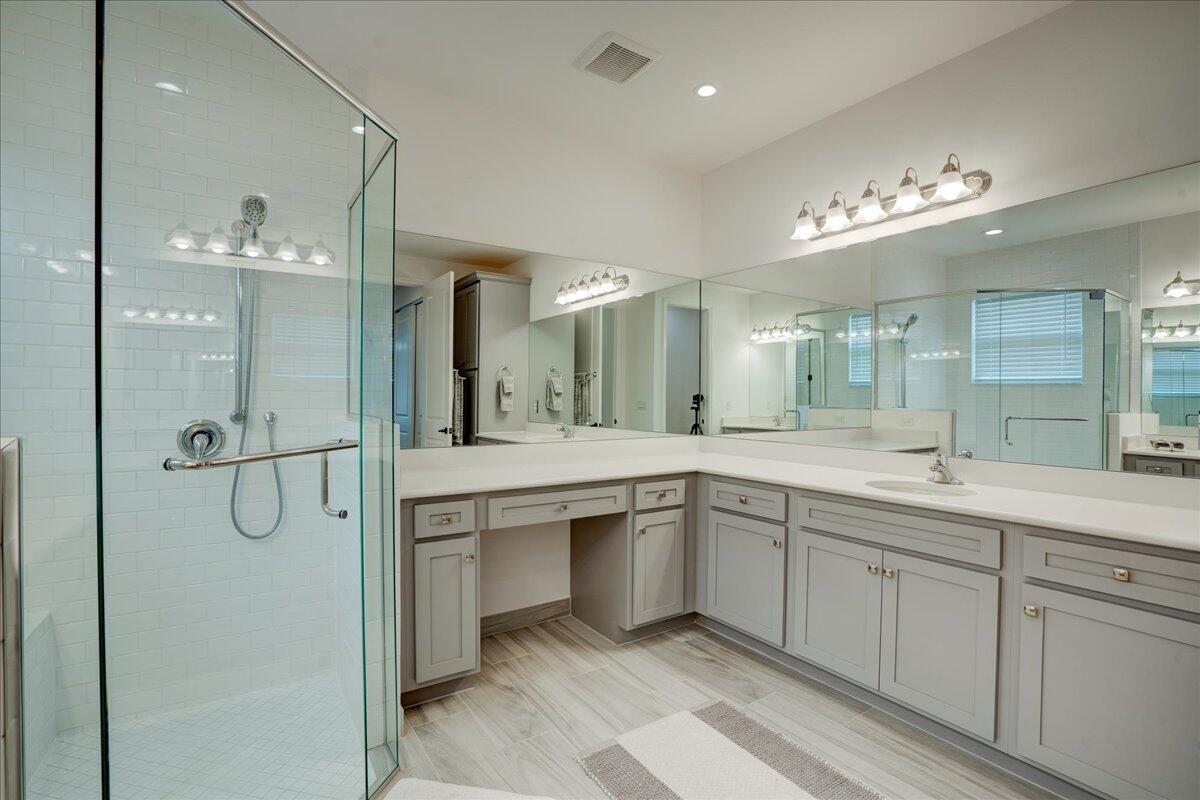 Valencia Grove - Residential